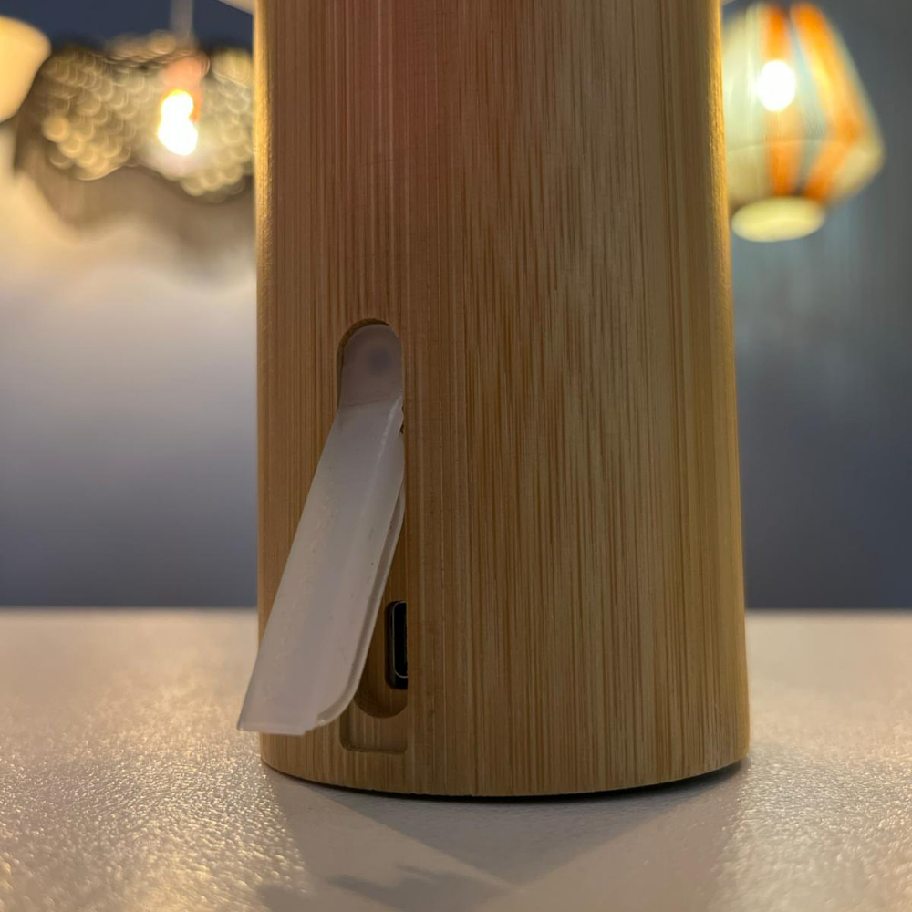 Ahşap Masa Lambası