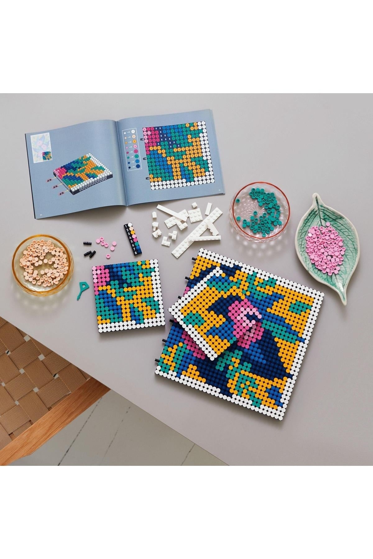 LEGO® Art Çiçek Resmi 31207 - Yetişkinler için Yaratıcı Hobi Yapım Seti (2870 Parça)