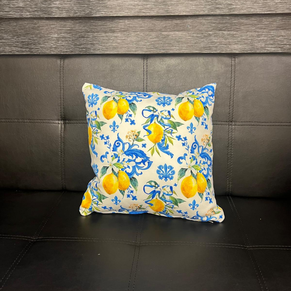 “Kış Köyü” Yılbaşı Koleksiyonu Dekoratif Yastık