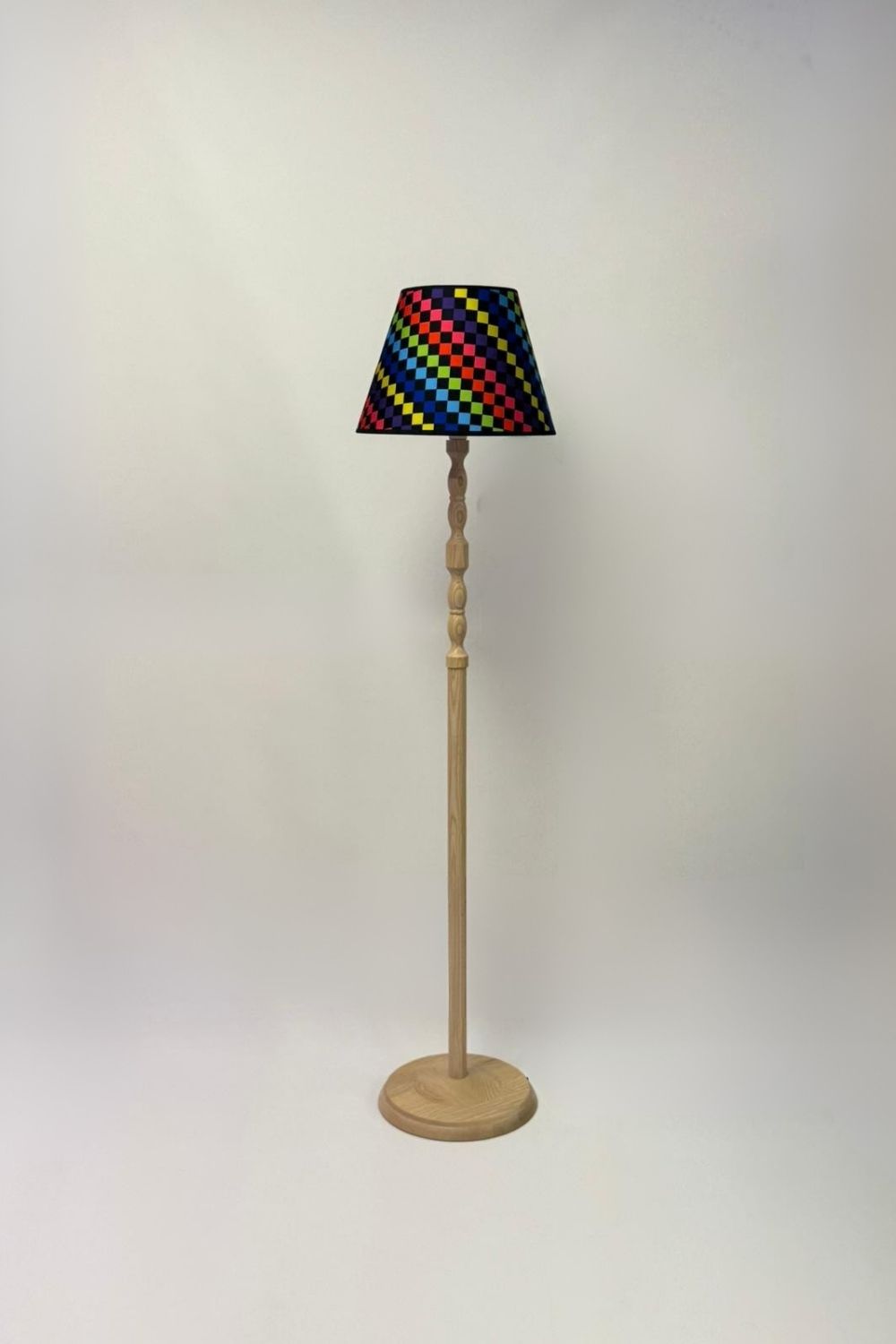 Zenora Ahşap Lambader