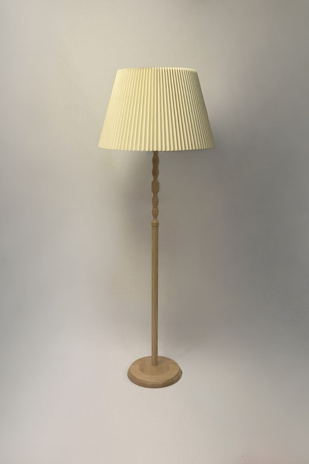 Zenora Ahşap Lambader