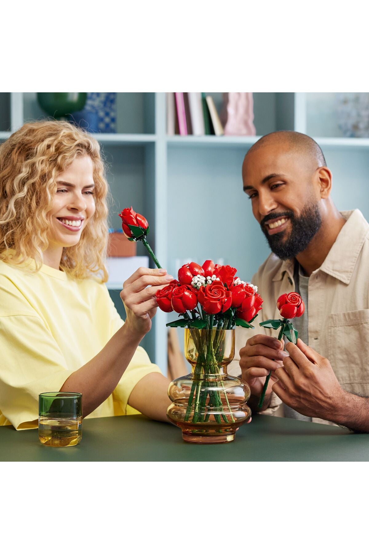 LEGO® Botanicals Gül Buketi 10328 - Yetişkinler için Yaratıcı Çiçek Model Yapım Seti (822P)