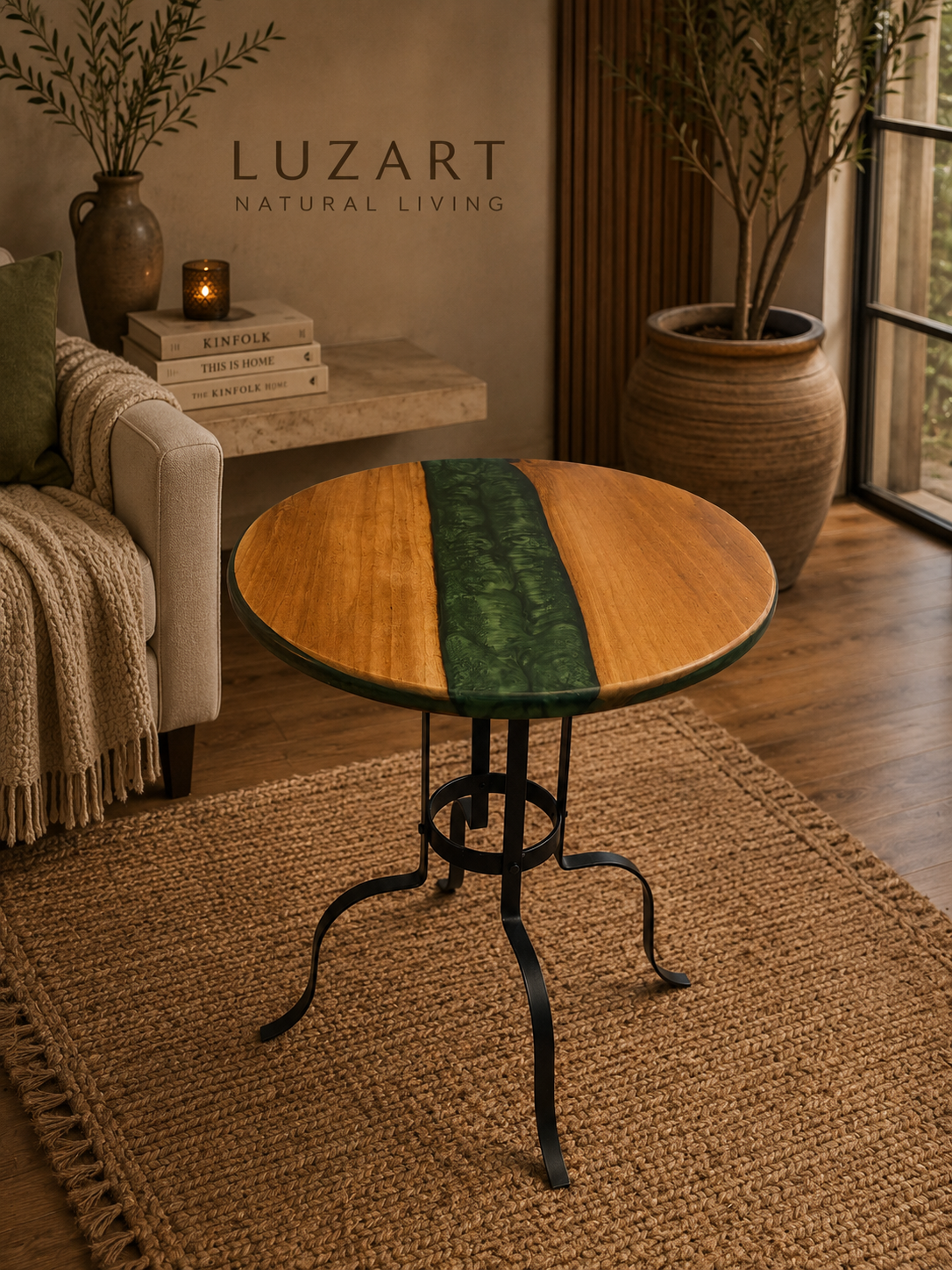 El Yapımı Epoksi & Ceviz Ağacı Yuvarlak Sehpa – Designer River Table