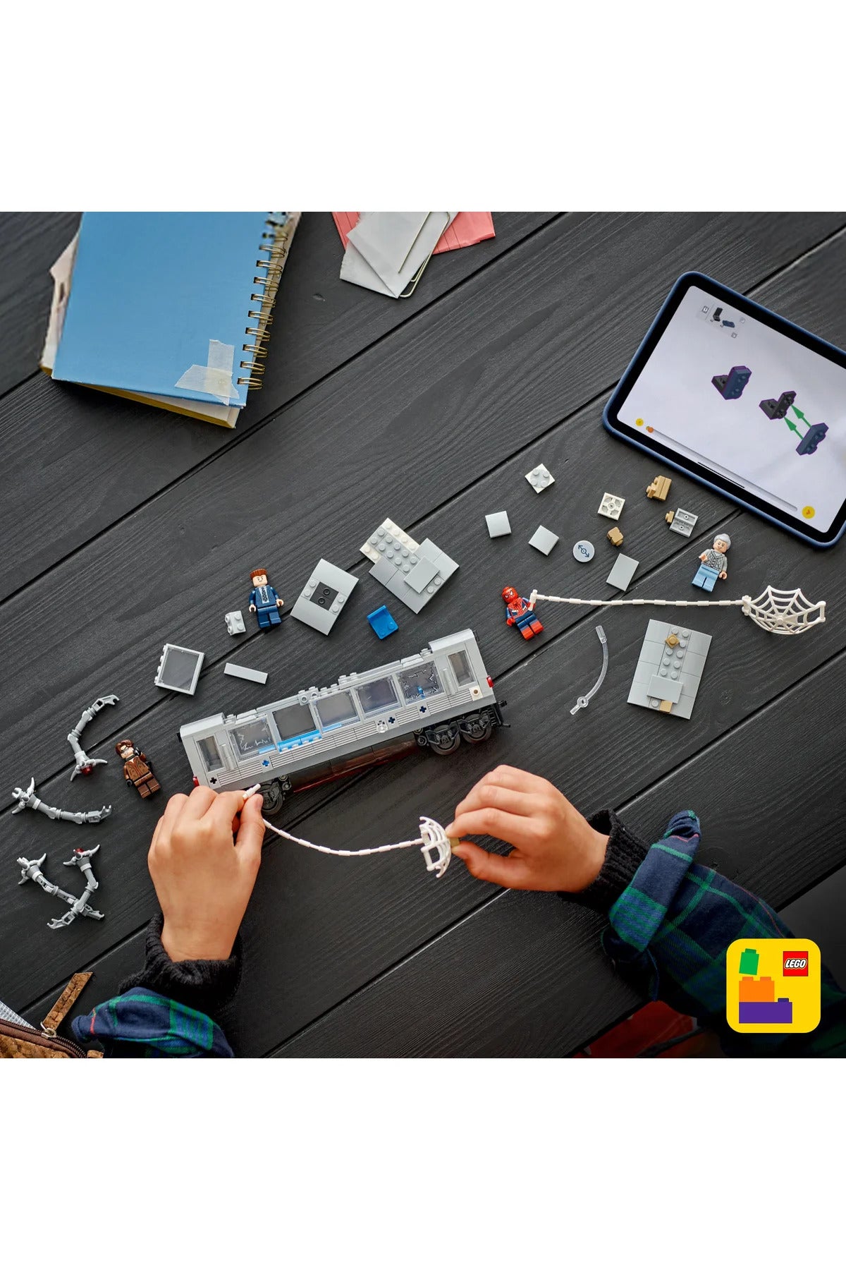 LEGO ® ǀ Marvel Örümcek Adam ile Doktor Oktopus Metro Sahnesi 76321 - 9+ Oyuncak Yapım Seti (393P)