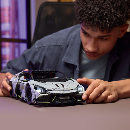 LEGO® Technic Lamborghini Revuelto Süper Spor Araba 42214 - 10 Yaş ve Üzeri Çocuklar için STEM Oyuncak Yapım Seti (1135 Parça)