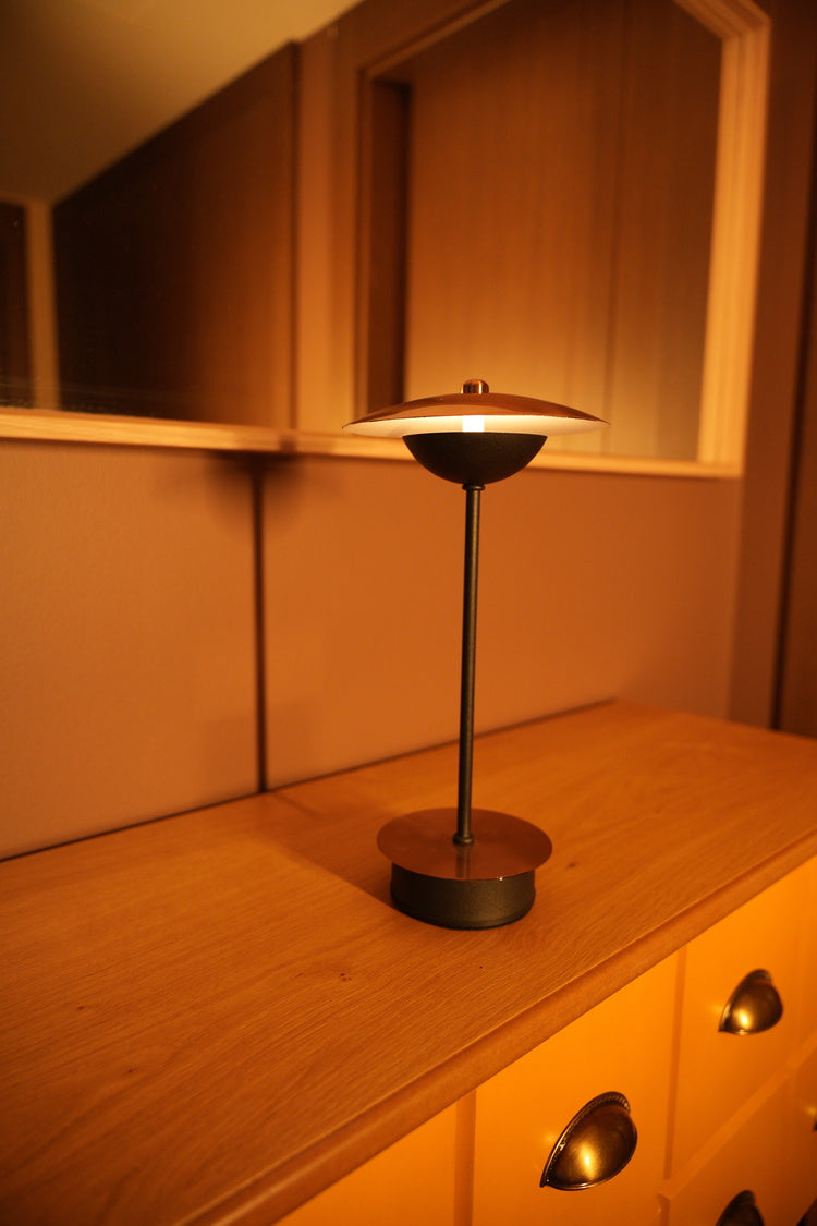 Victor (Manyetik Şarj Kasetli)