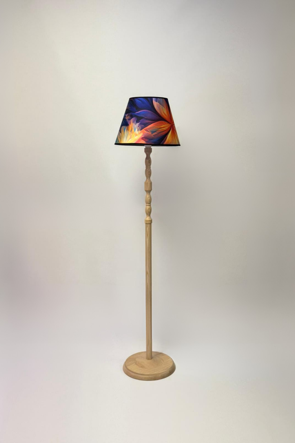 Zenora Ahşap Lambader